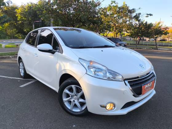 PEUGEOT 208 1.5 ACTIVE 8V FLEX 4P MANUAL PEUGEOT 208 1.5 ACTIVE 8V FLEX 4P MANUAL